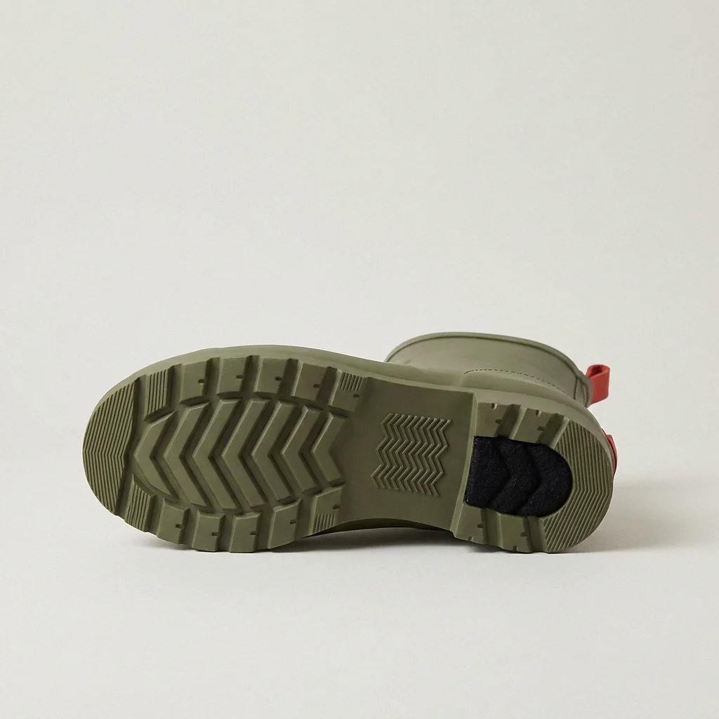 Rain in Olive, the outsole